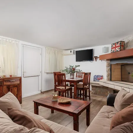 Leko-5 By Interhome *