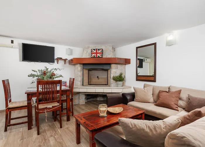 Leko-5 By Interhome *