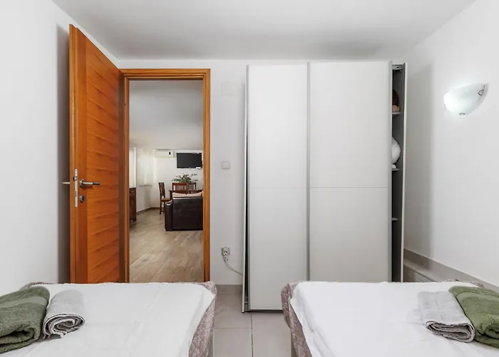 Apartment Leko-5 By Interhome *