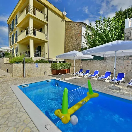 Appartamento Leko-5 By Interhome *